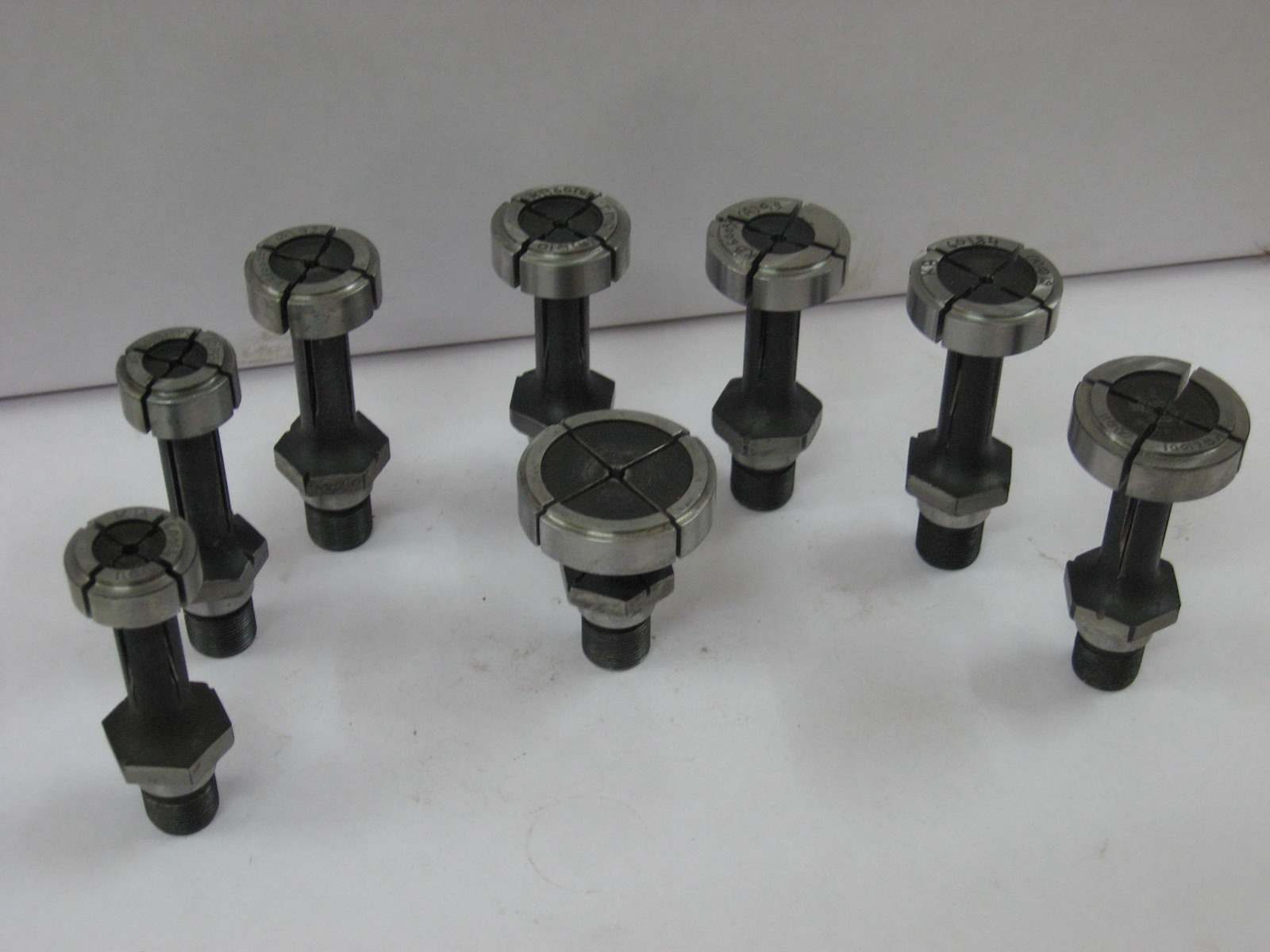Internal clamping collets